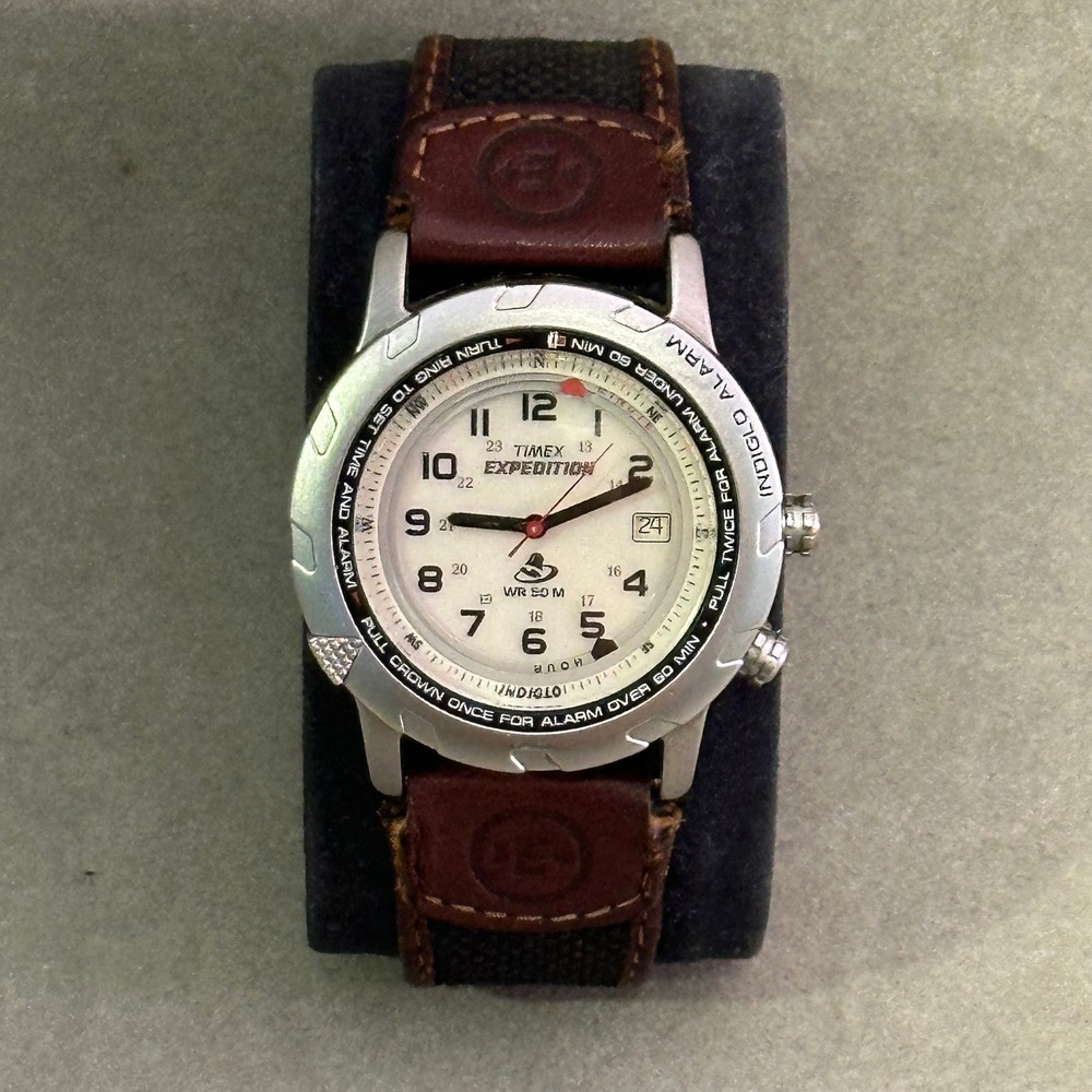 Timex Expedition Indiglo Alarm‎ Watch Silver Tone Cream Dial Brown Leather Strap